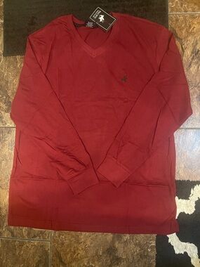 V-Neck Long Sleeve T-shirt  - Burgundy